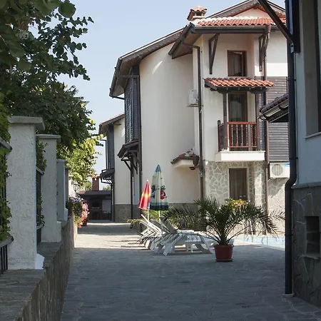Villa Sani Village *